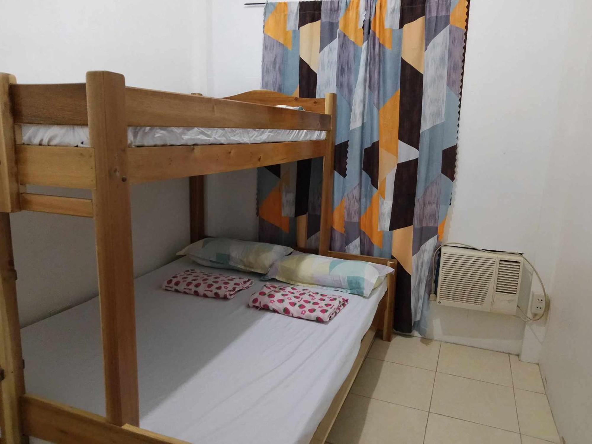 شقة Estrelle Orange House - Backpackers Hub بويرتو برينسيسا المظهر الخارجي الصورة